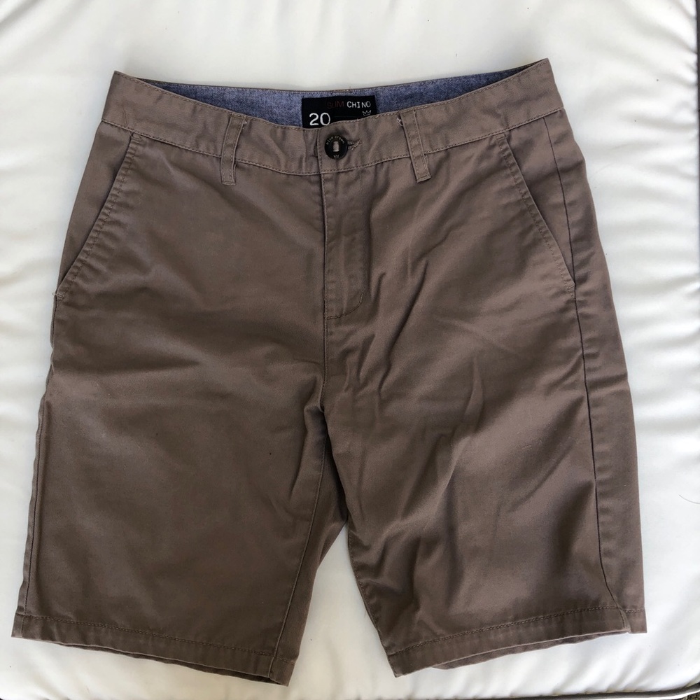 Slim Chino Shorts | Khaki | Men’s summer shorts